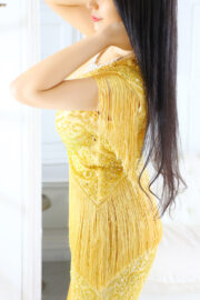 杏城 麗羅