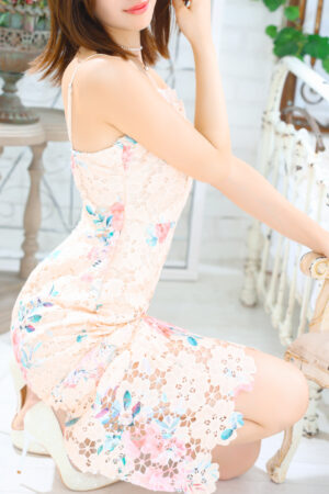 渋谷 高級デリヘル【CLUB麗花】 伊川 しのは